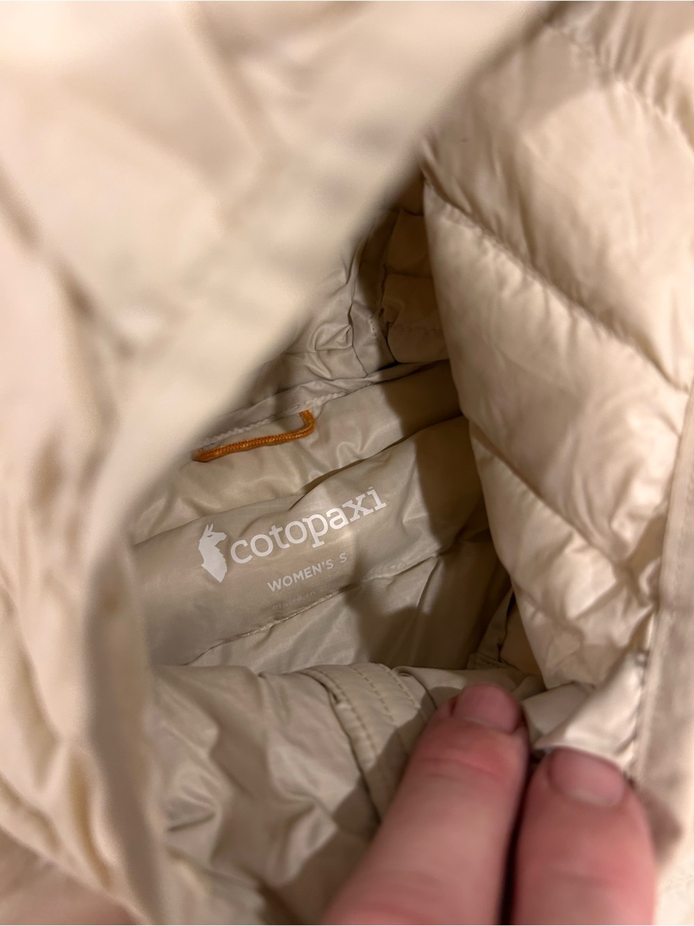cotopaxi Women's Neutral Beige Hooded Packable Puffer Jacket - Fuego - Picture 2 of 2